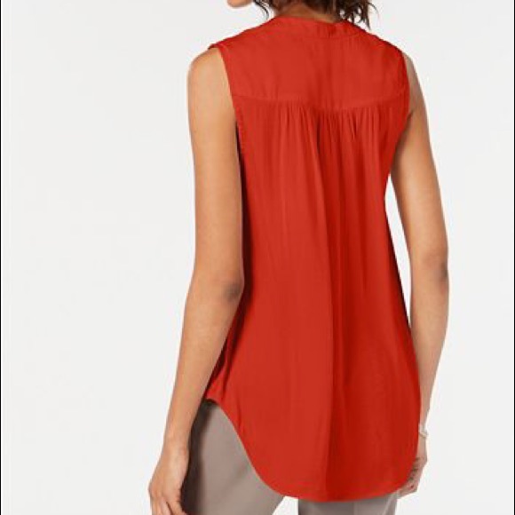 Alfani🚨🚨🚨sale🚨🚨🚨
Petite V-Neck Tank Top - Picture 5 of 5